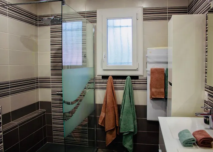 Dom wakacyjny Chez Nous, Chez Vous ! *